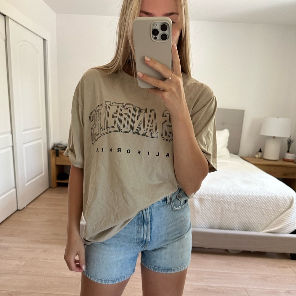 LA tshirt